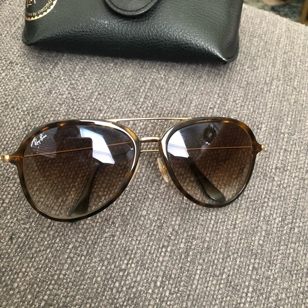 Ray ban aviators
